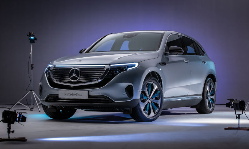 Mercedes Benz EQC 400 em apresentação 